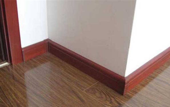 瓷砖踢脚线与木踢脚线有何不同?两种安装方法任你选!