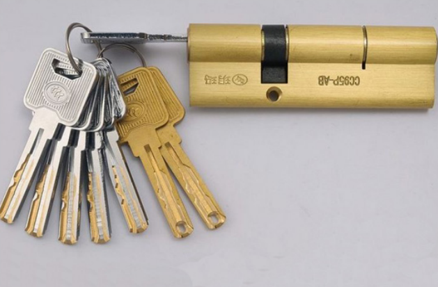 防盗门钥匙能配吗？防盗门到底需不需要配钥匙？看看你属于哪种类型！