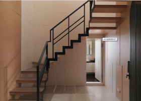 中式风格复式旋转楼梯装修设计图