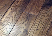 橡木地板多少钱一平?中高端实木地板材料!