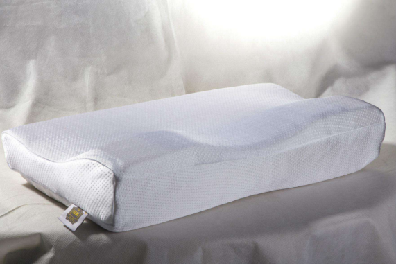 记忆棉枕头和乳胶枕头哪个好?教你如何判断乳胶枕头的真假!