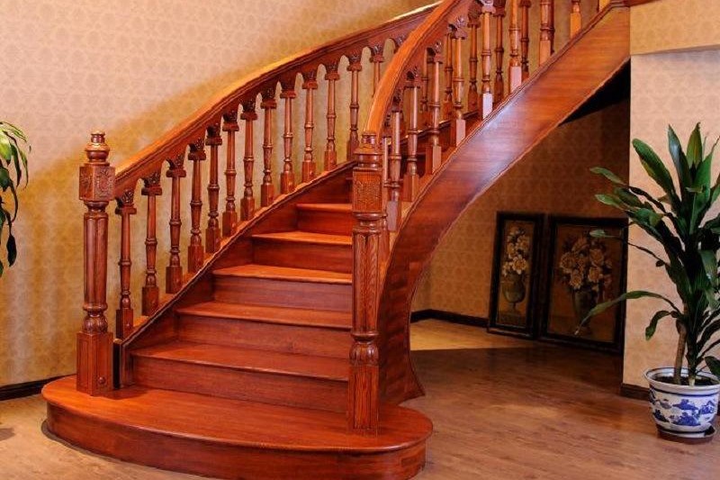 小跃层楼梯样式有哪些?小跃层楼梯哪种材质好?快点来看看吧！