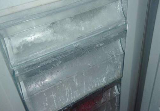 无霜冰箱为什么结冰?结冰的冰箱如何处理?