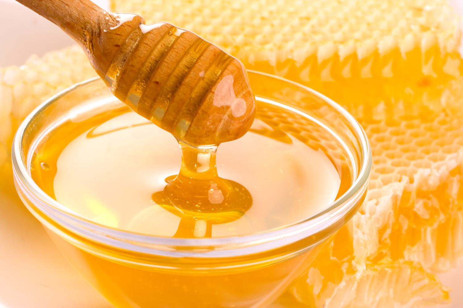 过期蜂蜜是什么垃圾？喝蜂蜜水有什么功效？