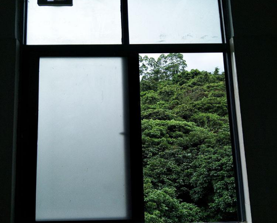 卫生间窗户怎么防走光？卫生间窗户防走光的方法中哪种比较好？