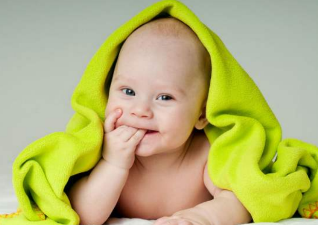 初生婴儿可以用竹纤维浴巾吗?下面几点就是我要告诉你的答案!