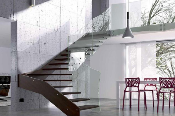 别墅客厅楼梯装修效果图，别墅楼梯装修的精彩设计!