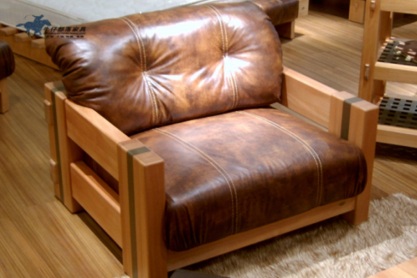板式家具和实木家具的区别有哪些？板式家具和实木家具的优点和缺点有哪些？