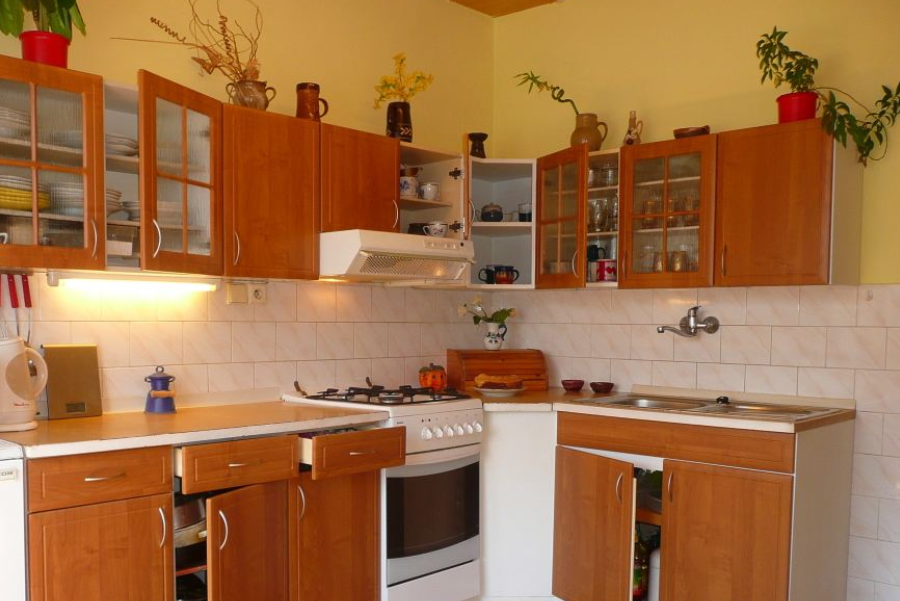 厨房装修不贴墙砖用啥漆好？厨房装修需要注意的地方有哪些？