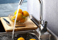 厨房水越来越小的原因是什么？速看，让你的厨房重新正常起来！